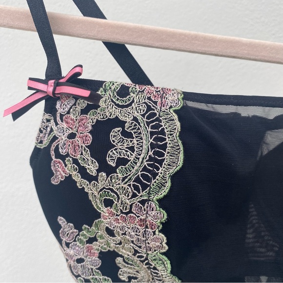 Y2K EURO Floral Embroidered Black Mesh Bustier Top Size 34B - Picture 2 of 9